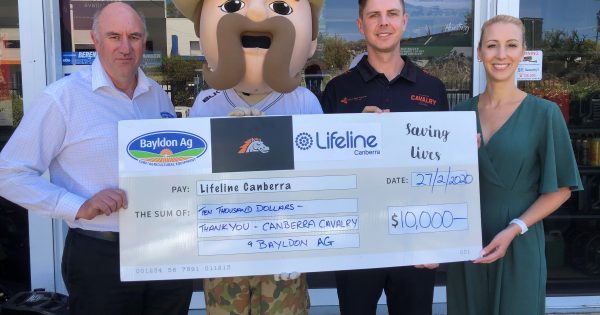 Toss the boss and a 10 k walk pays off for Lifeline Canberra