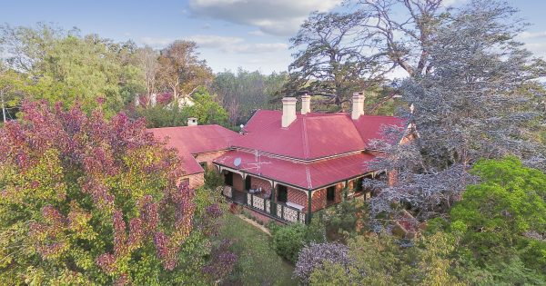 Former Victorian-era convent in Candelo tempting the romantics