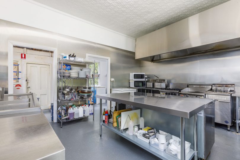 The Elrington features a fully updated commercial kitchen.