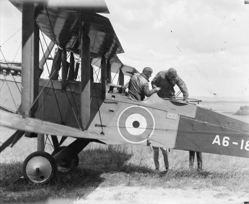 RAAF De Havilland DH9 on the airfield