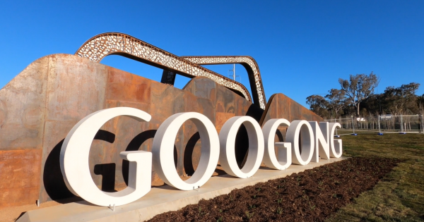 Googong unveils new sculpture to welcome visitors and celebrate its ecology