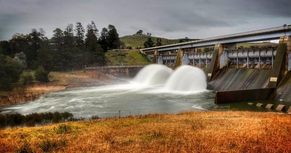 Winds leave trail of destruction in Canberra and South Coast