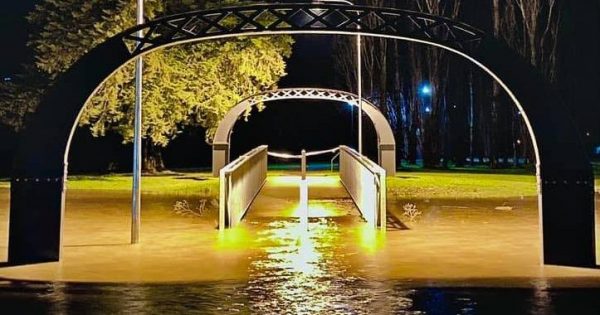 Yass and Goulburn declared natural disaster zones after flooding