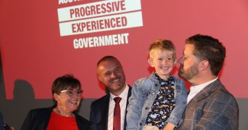 Labor launches fifth re-election campaign with pledges of more teachers, free childcare