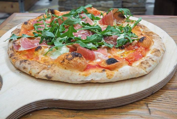 Prosciutto and Rocket Pizza