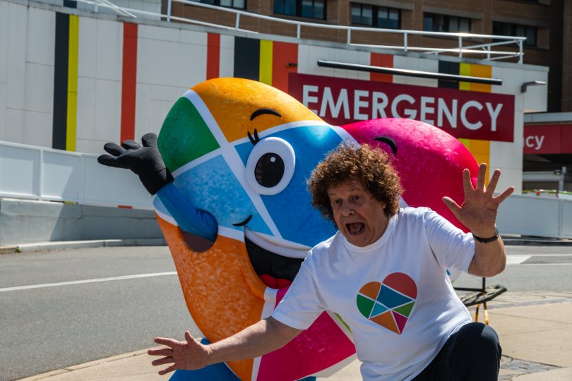 Leo Sayer with Canberra Hospital Foundation mascot.