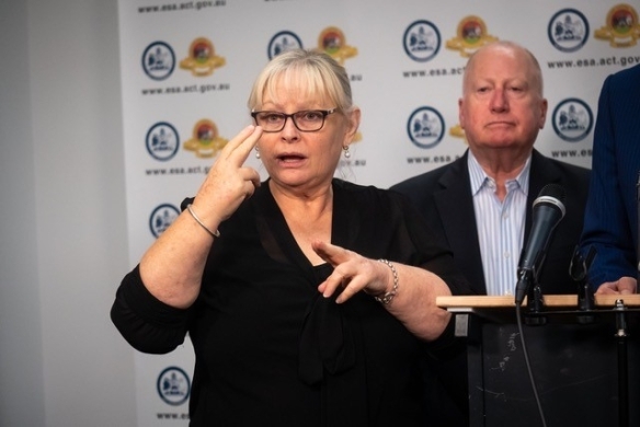 Auslan interpreter Amanda 'Mandy' Dolejsi.