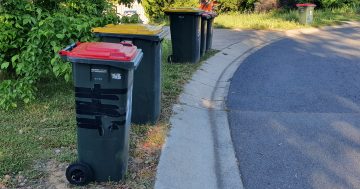 Negotiations continue to try to avert another week of garbage strikes