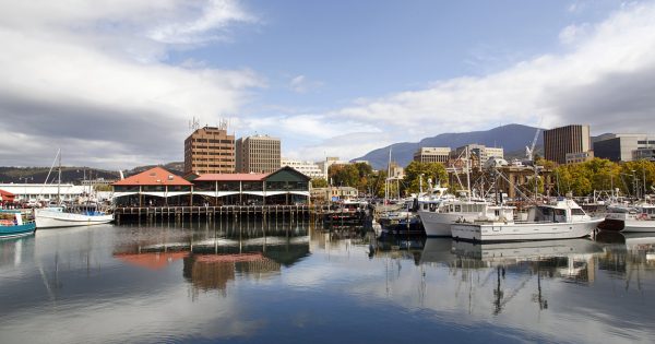 Direct flights to Hobart a hit with Canberrans