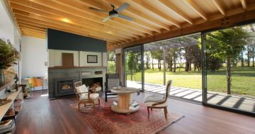 Pavilion home of glass, timber and corrugated iron connects effortlessly to the environment