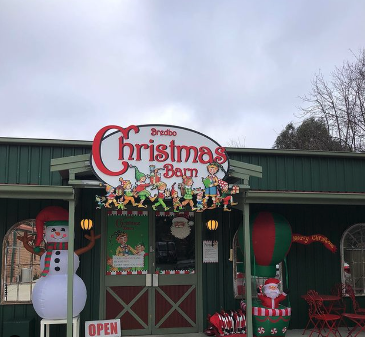 Bredbo Christmas Barn