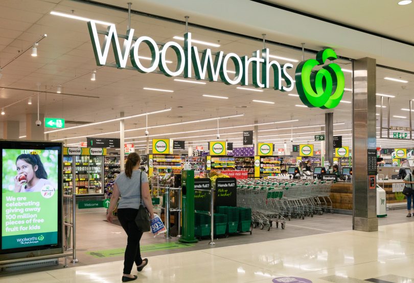 Woolworths Majura Park entrance