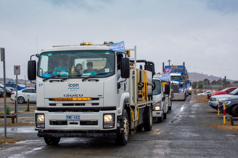 truck convoy 