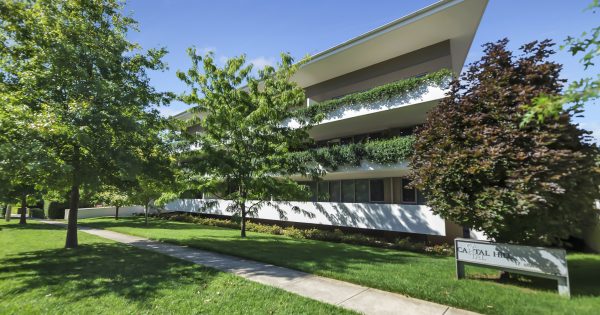 Luxurious architectural masterpiece on State Circle defines apartment living