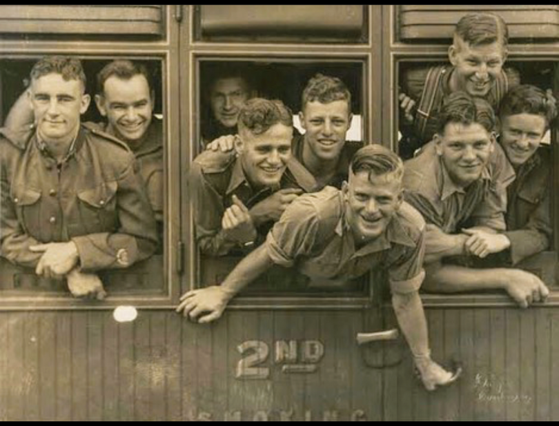 The photo of the nine members of the Canberra Amateur Swimming Club leaving for WWII.