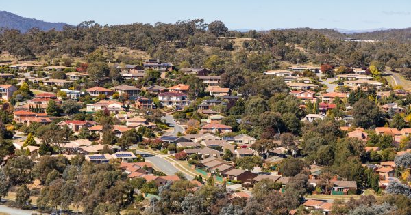 Canberra housing downturn set to continue amid affordability crunch