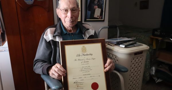 'It wasn't all beer and skittles': 96-year-old WWII veteran shares his story