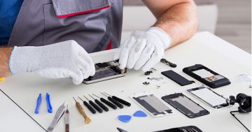 Program pushes 'right to repair' for broken Apple products