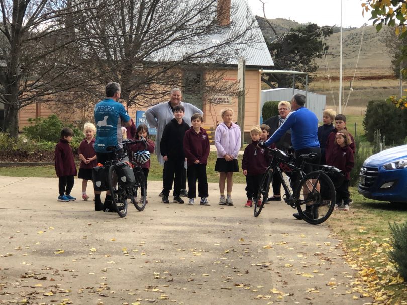 The kids at Bredbo Public School were keen to learn about the Integra Service Dogs. 