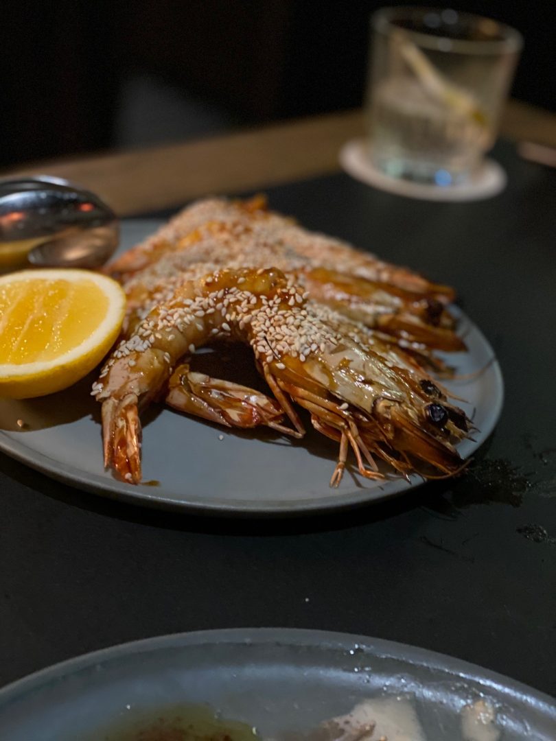 Grilled prawns with beer and miso