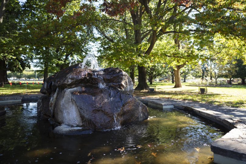 water fountain, Queanbeyan Park