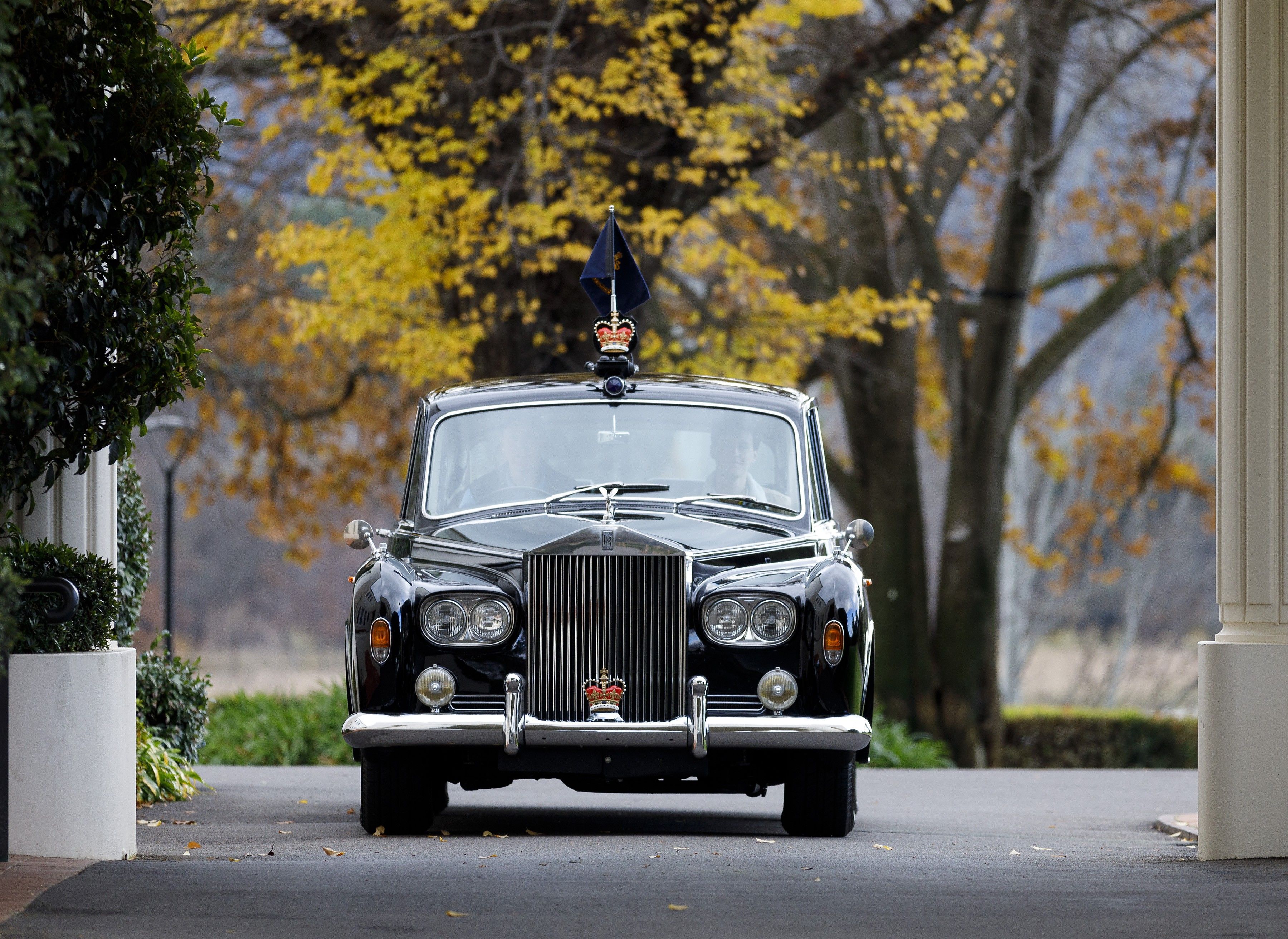 Rolls Royce Car Hire Sydney  Queen Street Car Hire