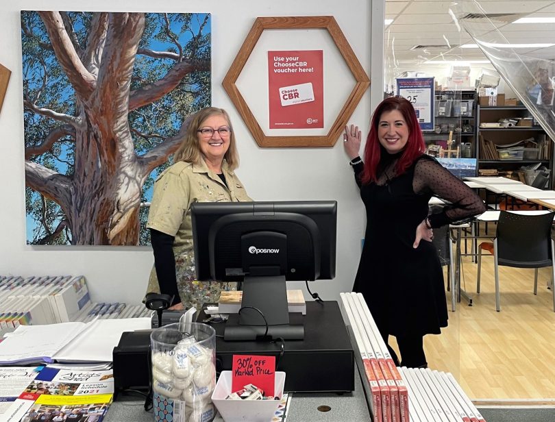 Minister Tara Cheyne with lady from the Artists' Shed in Fyshwick