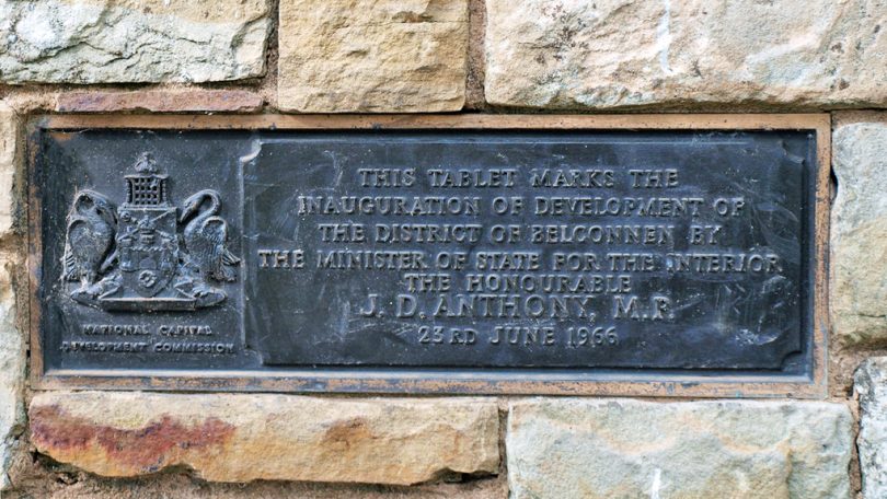 Plaque to mark the beginning of the Belconnen Town Centre