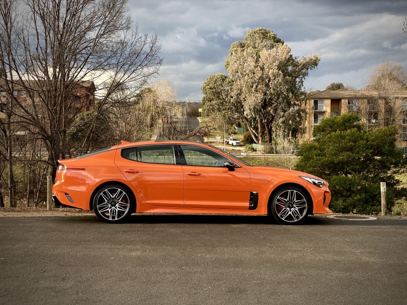 Kia Stinger profile