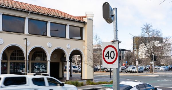 40 km/h suburban streets could be part of Canberra's active travel future