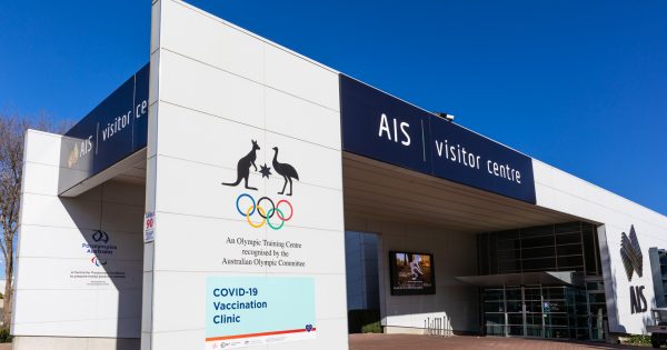 ACT records 812 new COVID-19 infections; booster take-up slower in younger population