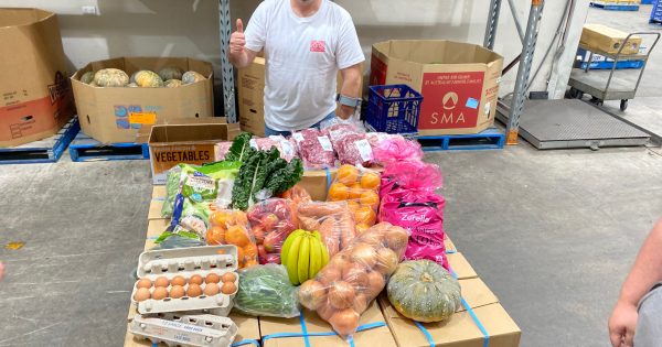 More than $15,000 of free, fresh produce delivered to large families in need