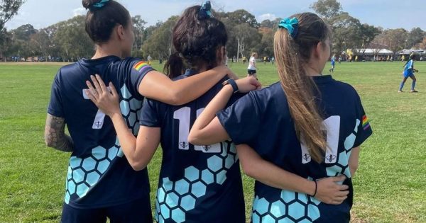 All-female South Canberra Football Club thriving in first year of operation