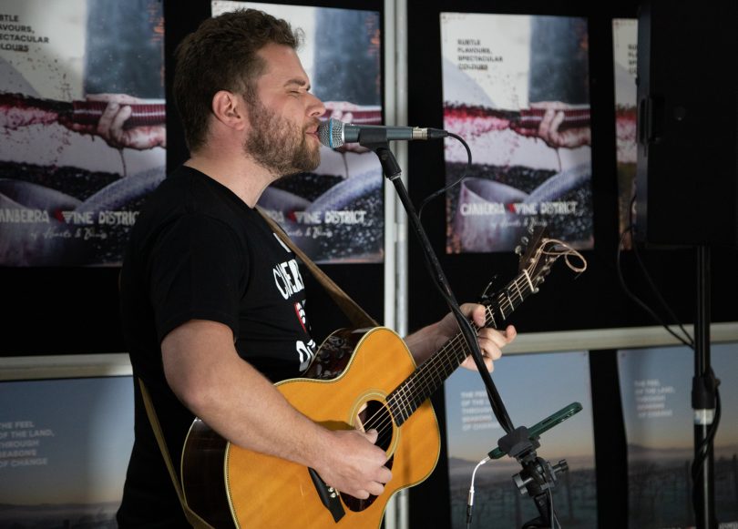 Singer with guitar