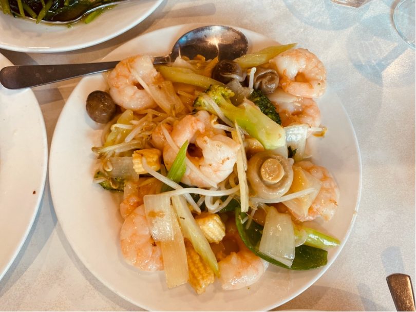 Prawn with mushroom and vegetables