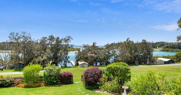 Mossy Point home sells for a new record price