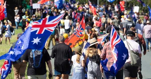 Protesters warned to move on from EPIC campsites today