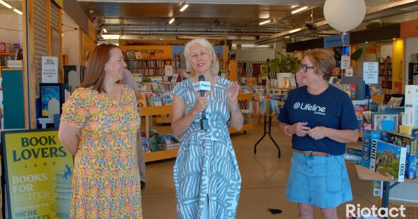 Weekly news wrap with Genevieve Jacobs and Lifeline Canberra at Booklover's Lane