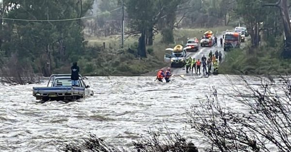 BOM warns heavy rain prediction could be upgraded to 'life-threatening' on South Coast