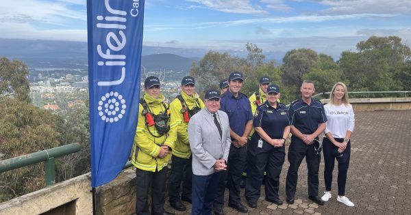 Canberra firefighters climb 'Mount Everest' for mental health