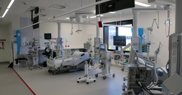Eight new ICU beds open at Canberra Hospital after $13.5 million Commonwealth funding boost