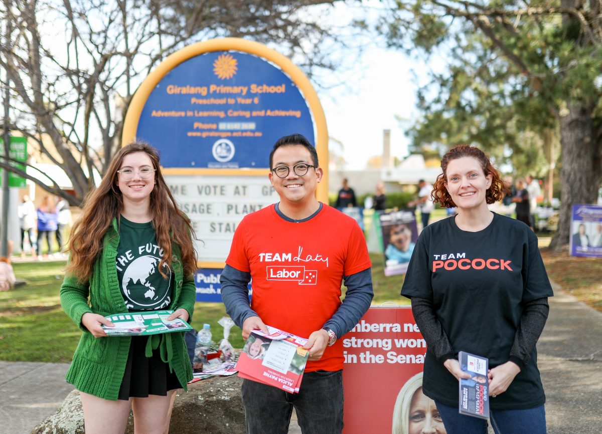 Volunteers at Giralang Primary School