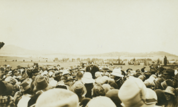 Spectators at the 1927 opening of 'Provisional Parliament House'.