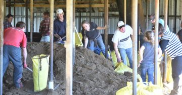 Don't pooh-pooh this fundraiser: Gunning folk unearth gardening gold