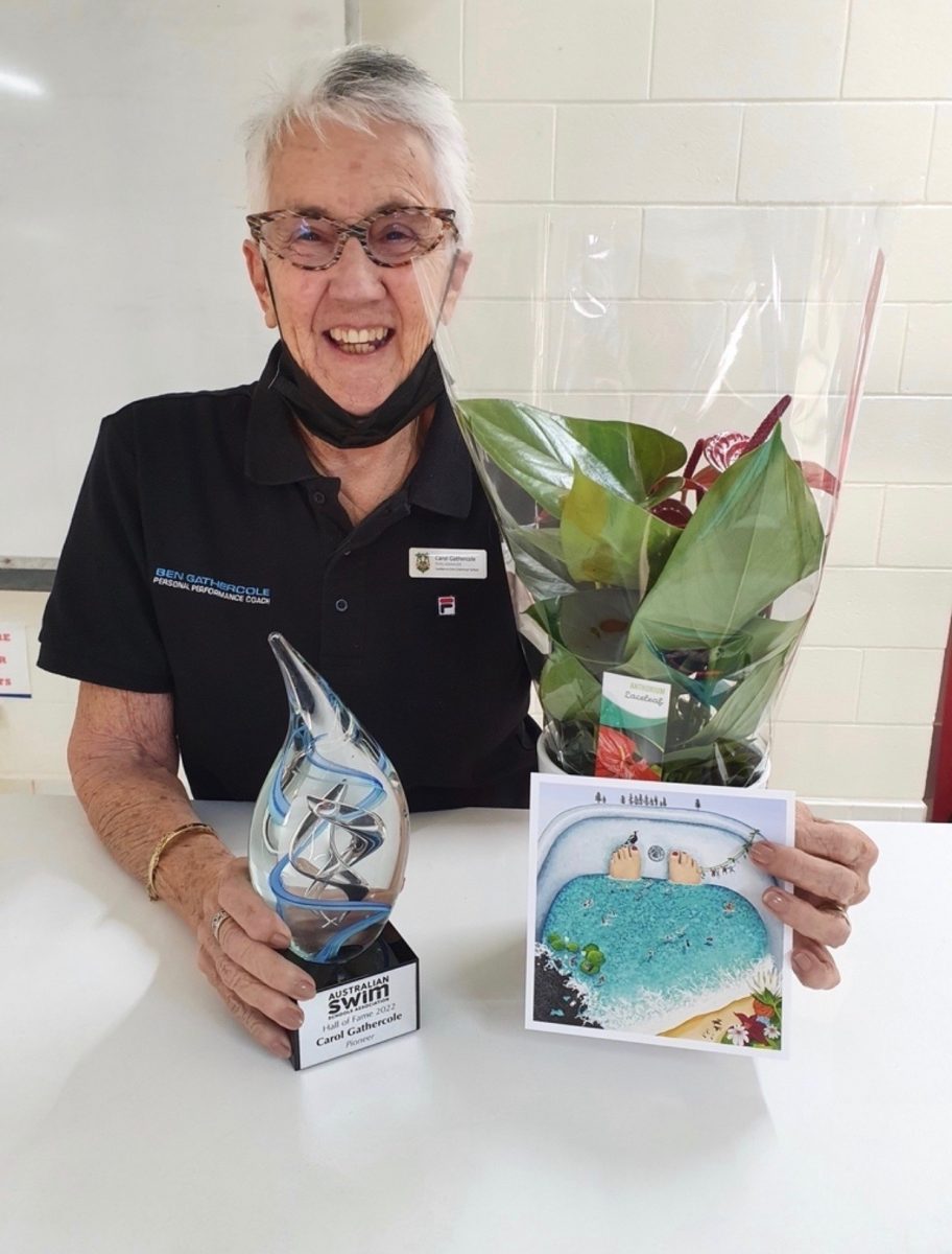 Carol with her Australian Swim Schools Association Hall of Fame award. 