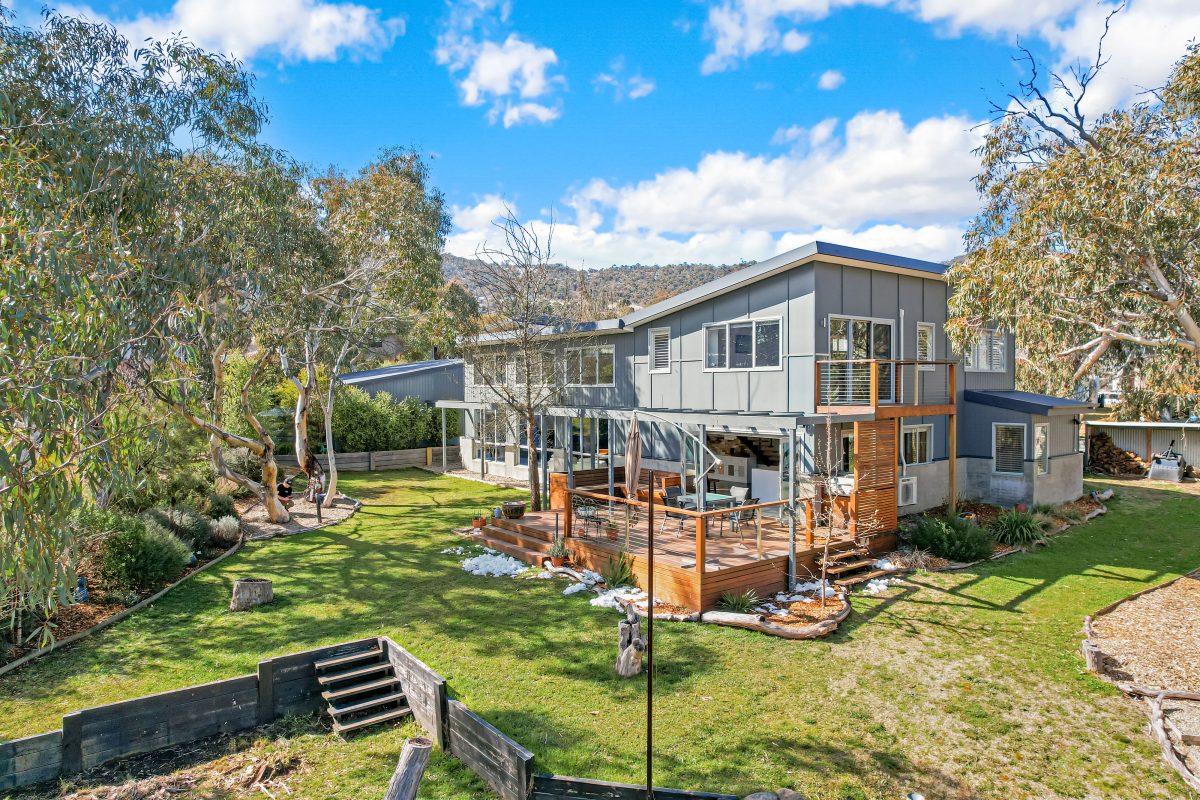 Tucked away and surrounded by trees in East Jindabyne