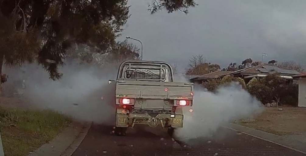 ute doing a burnout