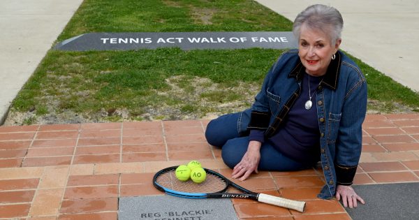 Canberra's gentleman of tennis Reg 'Blackie' Bennett honoured on walk of fame