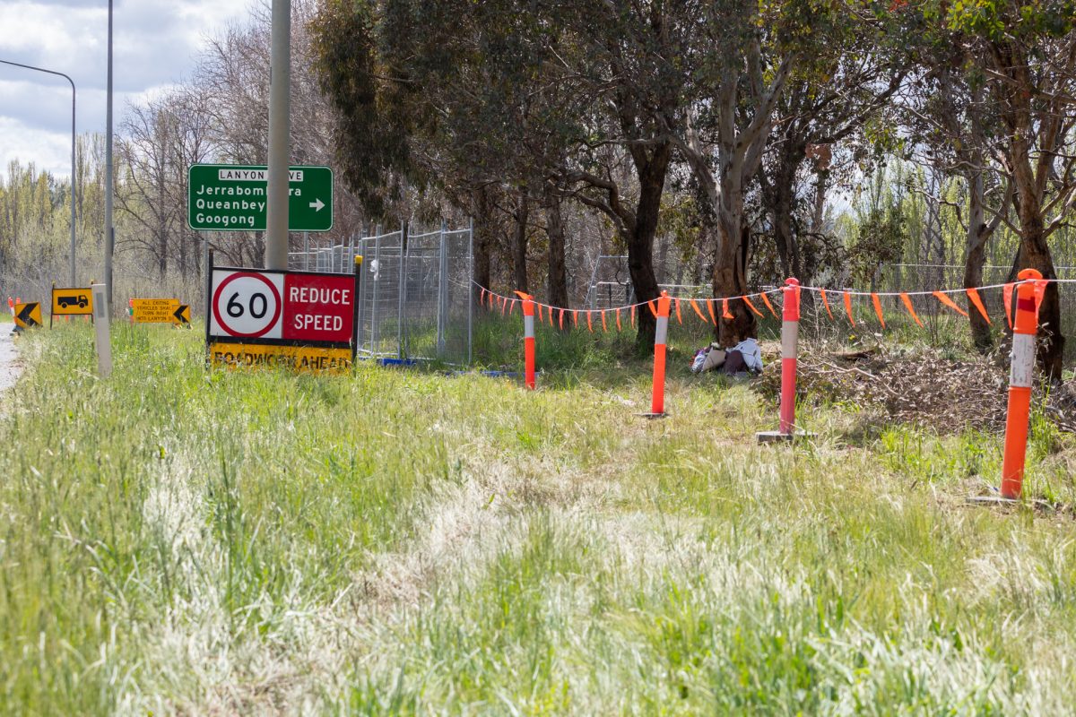 tyre tracks to crack site