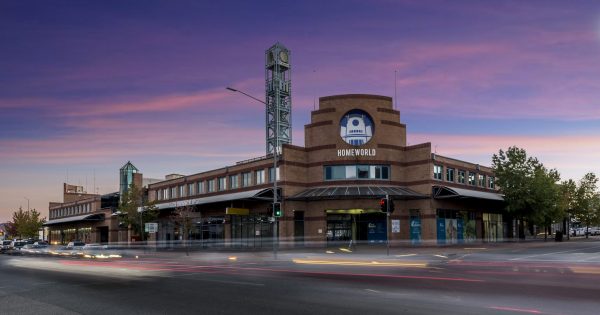 Prioritising light rail to blame for 'neglect' of health, housing, roads: Canberra Liberals